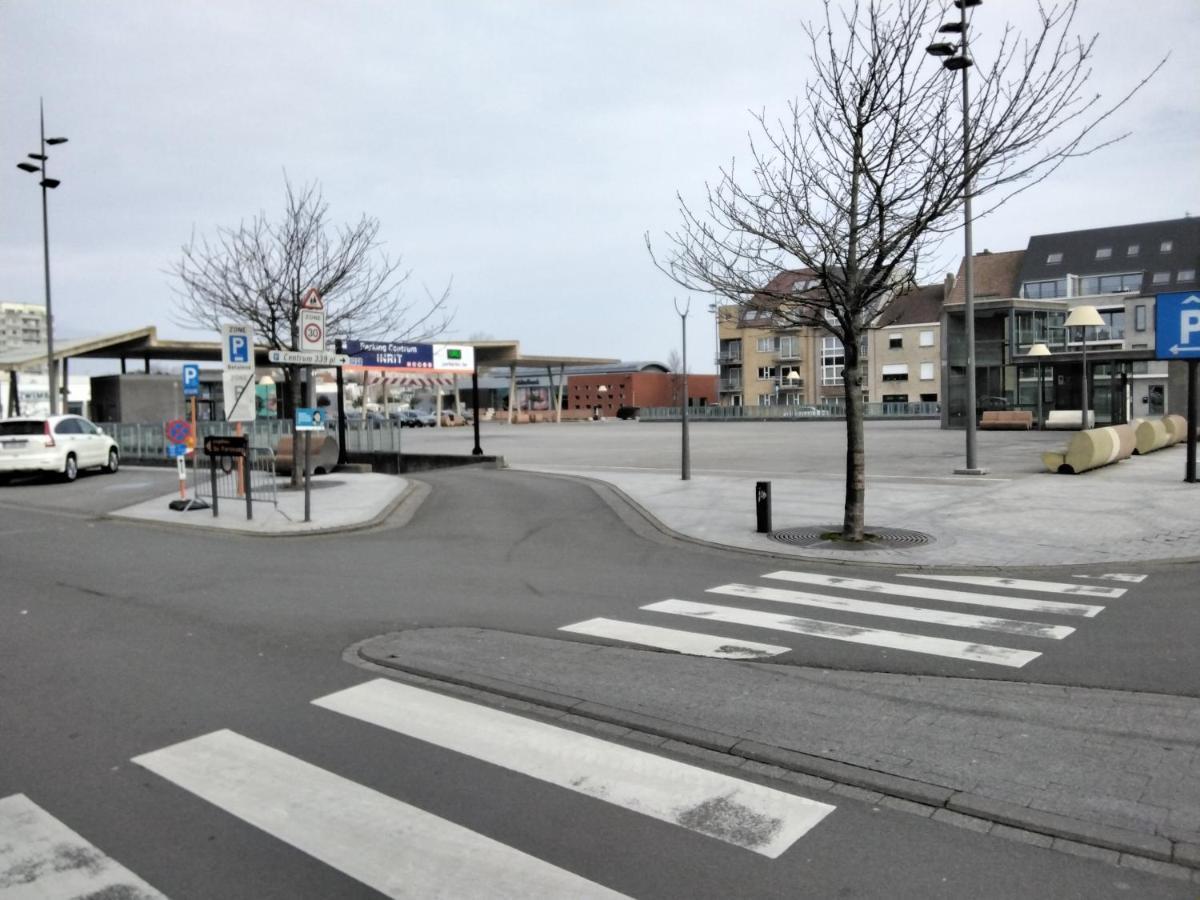 Marktplein Миделкерке Екстериор снимка
